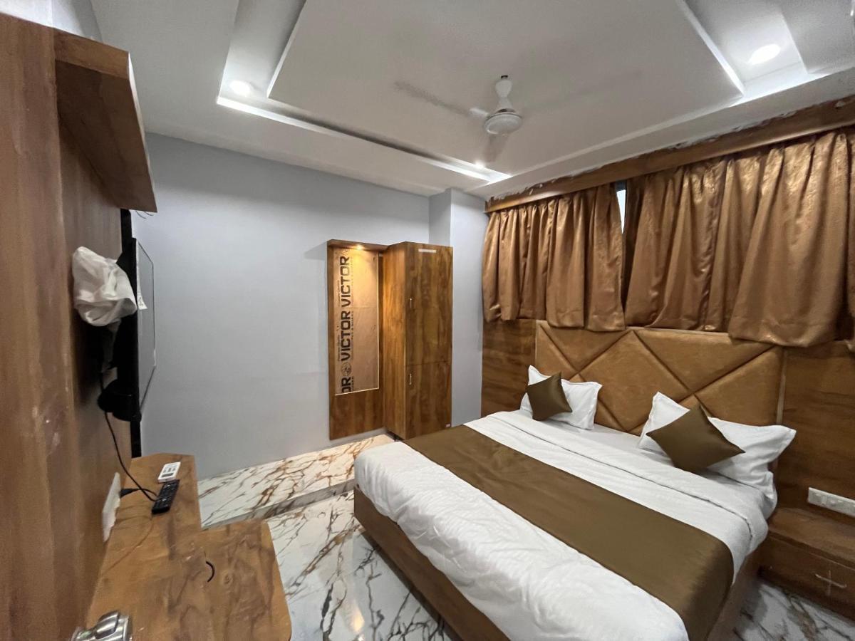 Hotel Krishna Ahmedabad Exterior photo