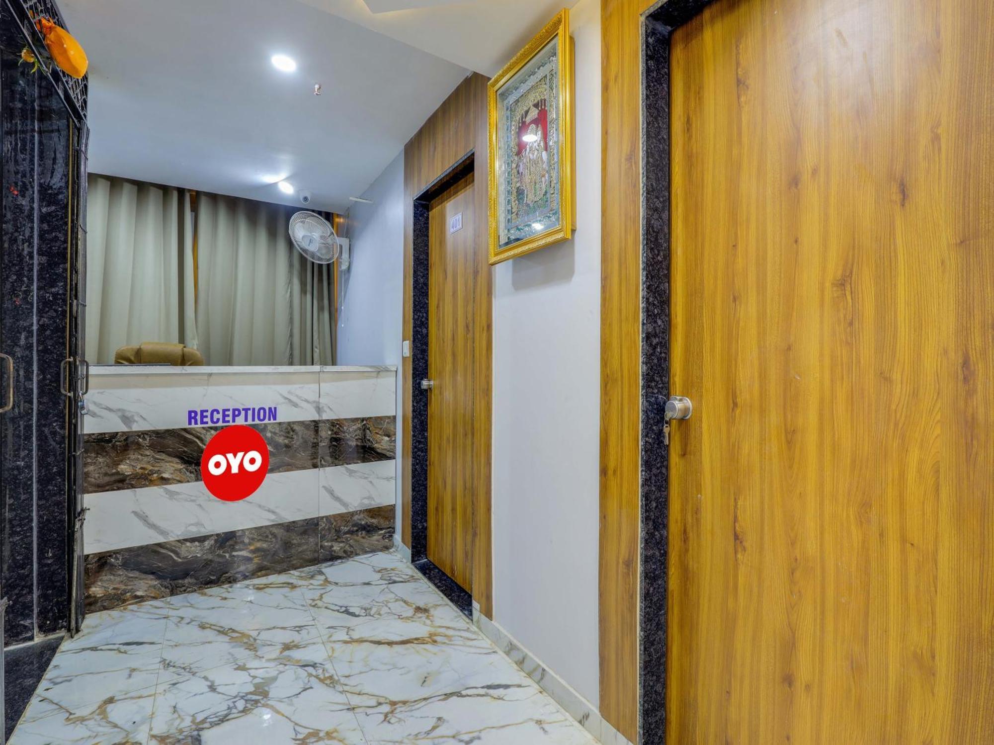 Hotel Krishna Ahmedabad Exterior photo